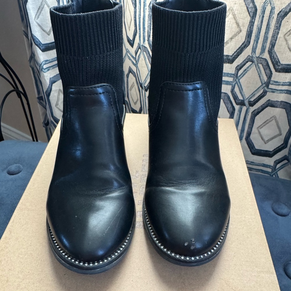 Kids’ Steve Madden “Jeliana” black boots